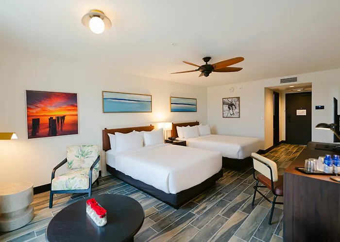 The Perry Hotel Naples